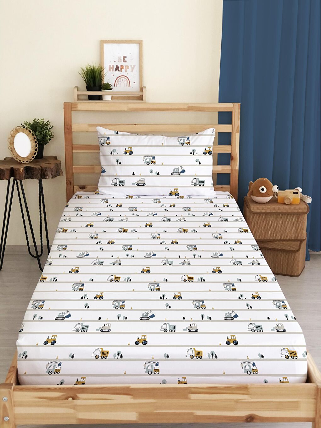 Karışık İnşşat Araçları Desen Baskılı Tek Kişilik   Lastikli Çarşaf Seti 100x200 cm Beyaz