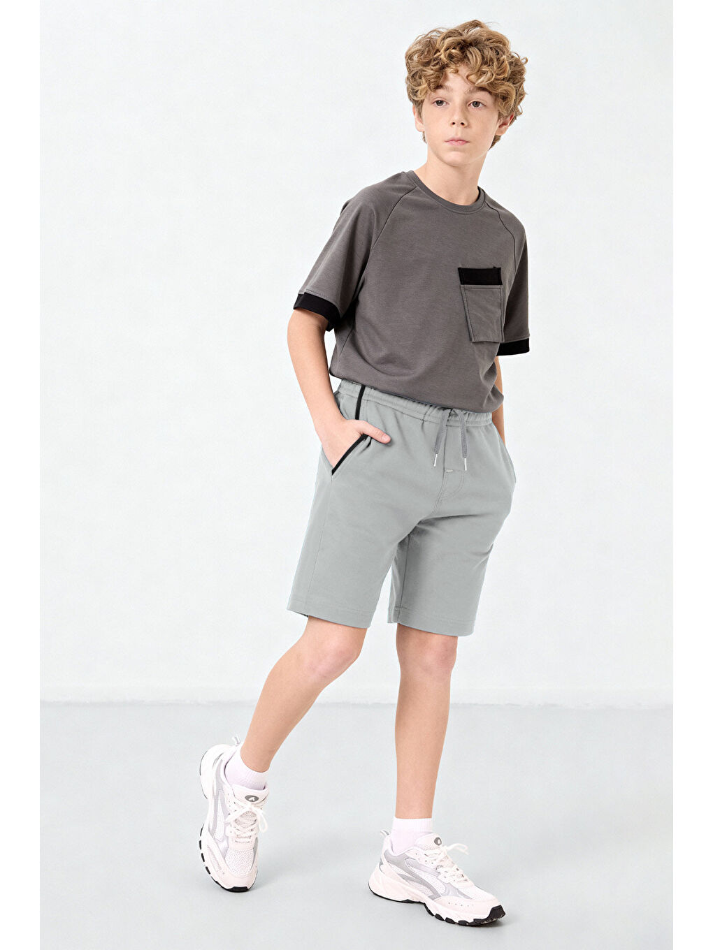 Bej Taş Standart Fit Erkek Çocuk Şort - 11284-1