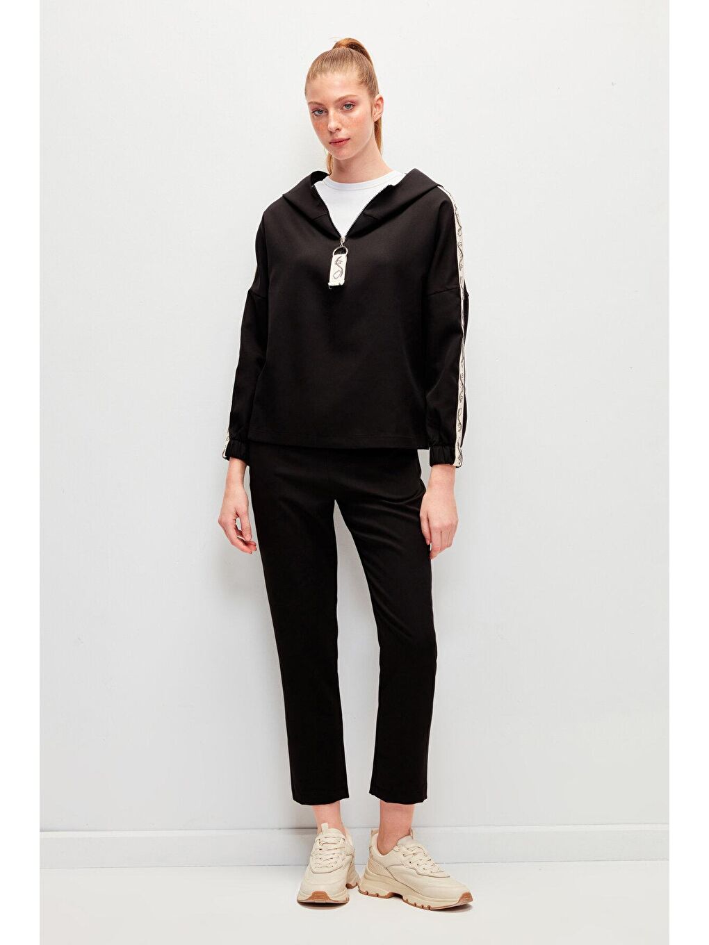 ADR Şerit Detaylı Eşofman Takımı- Siyah