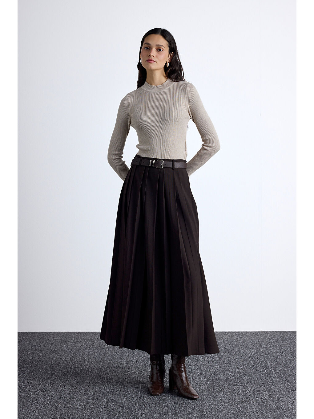 Kahverengi Geniş Pileli Etek Acı Kahve-1