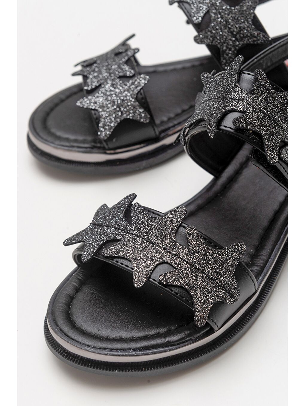 Kız Çocuk Siyah Anatomik Hafif Günlük Sandalet-1