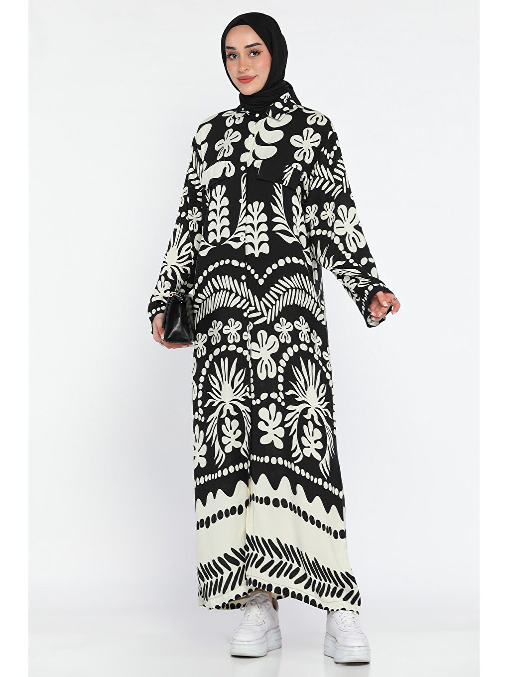 Siyah Boydan Düğmeli Desenli Tesettür Viskon Elbise