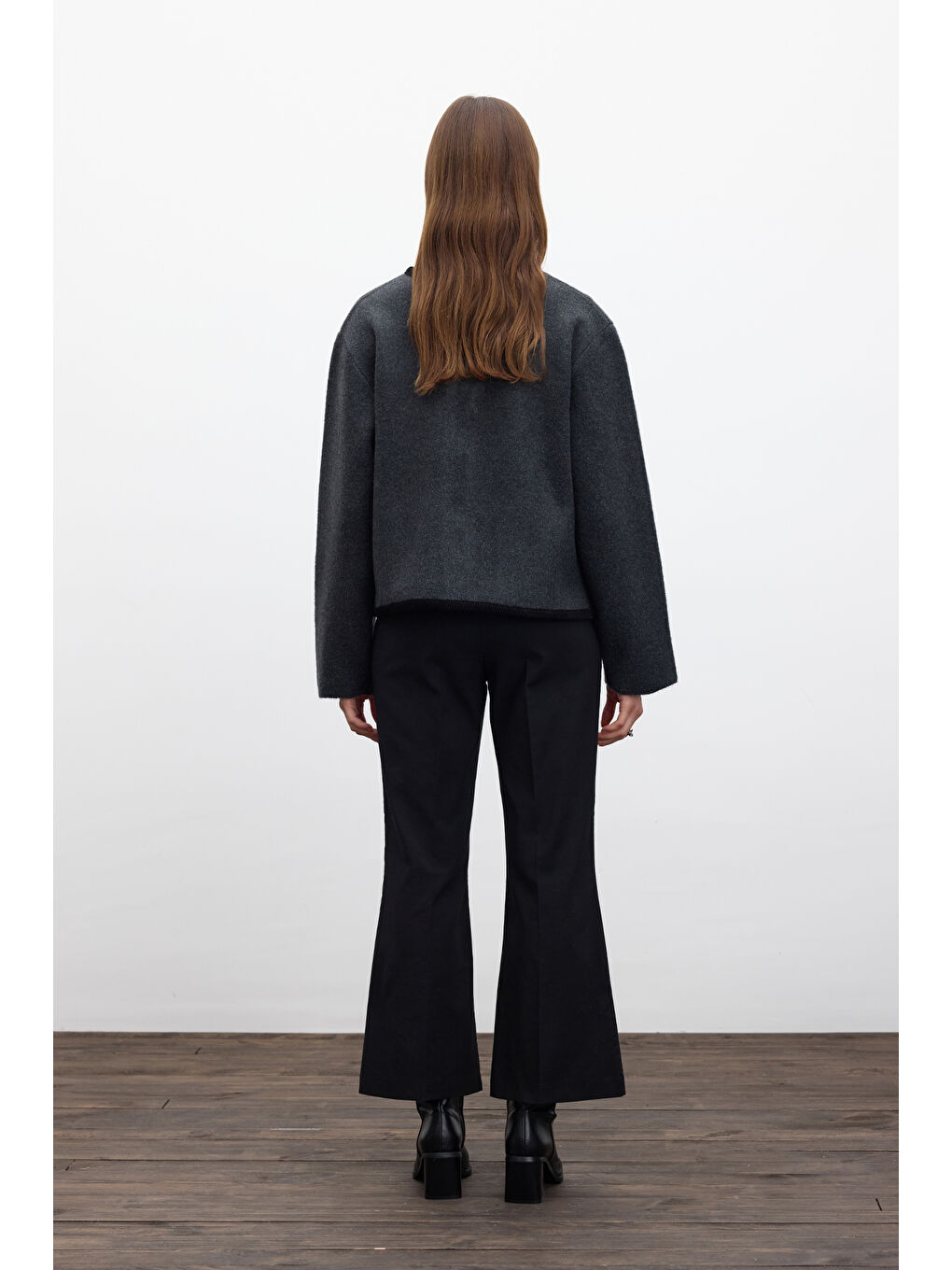 Siyah Düz Örgü Fermuarlı Triko Hırka Kömür-5