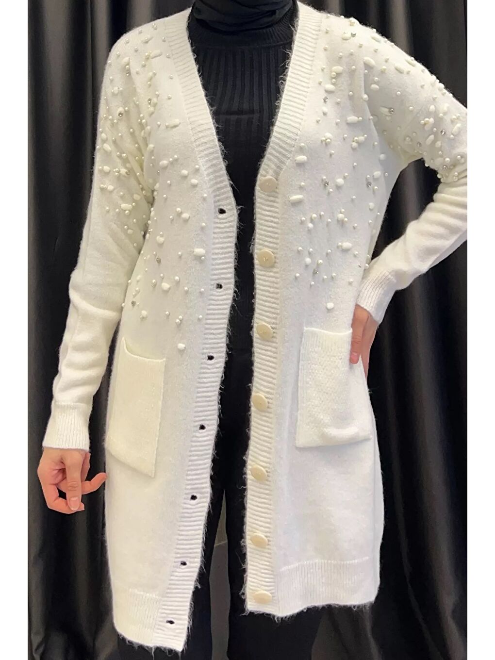 Ekru İnci Detaylı Tesettür Triko Hırka-5