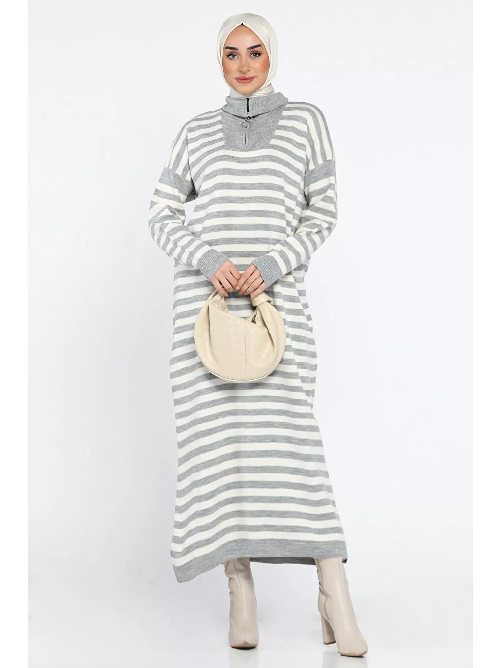 Gri Kadın Tesettür Çizgili Yarım Fermuarlı Triko Elbise-1