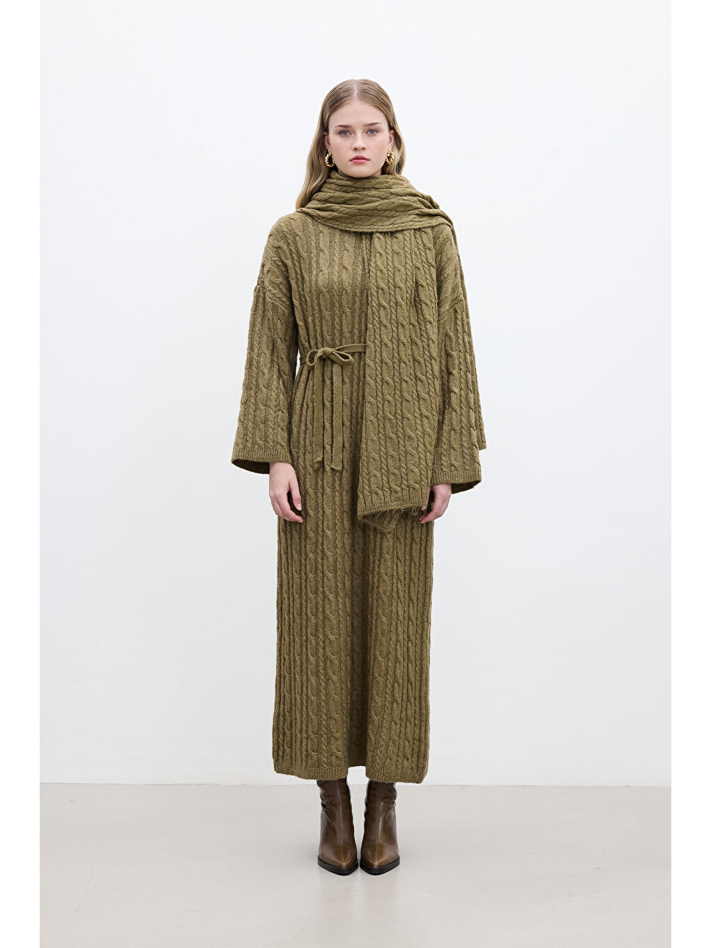 Kahverengi Saç Örgülü Triko Elbise Toprak-3