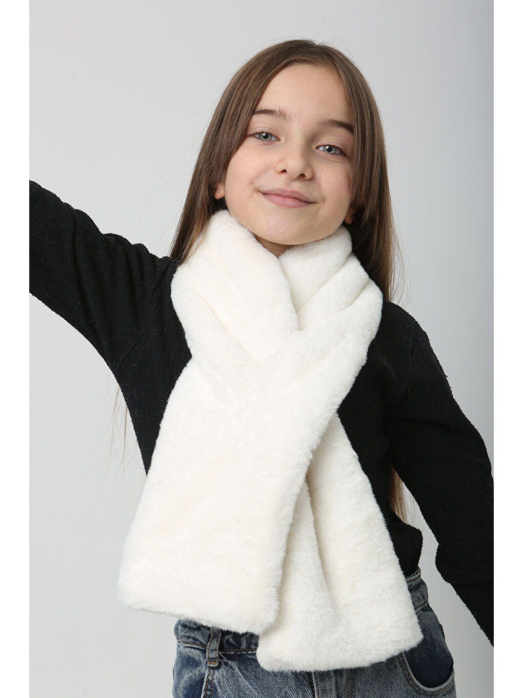 Çocuk Pelüş Kaşkol Boyunluk Atkı RKB Ç 01 Ekru-4