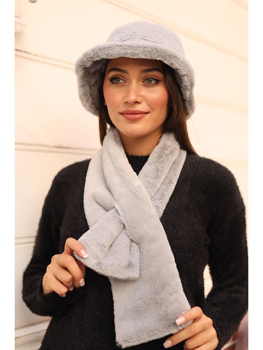 Kadın Peluş Kaşkol Boyunluk Atkı RKB-01 Gri-2