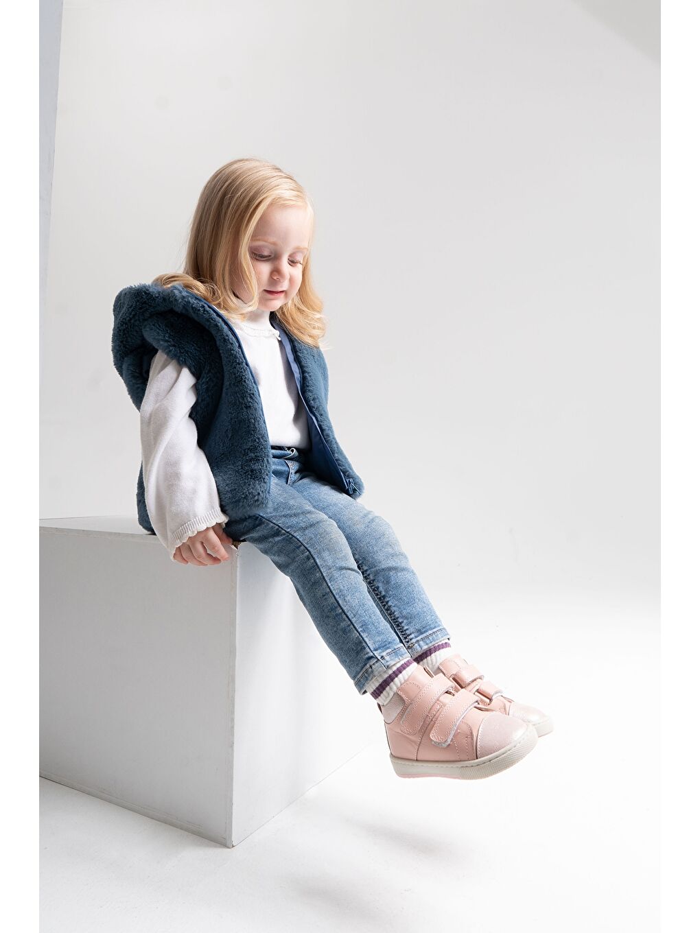 Pembe Kız Çocuk Pudra Hakiki Deri Anatomik Günlük Bot