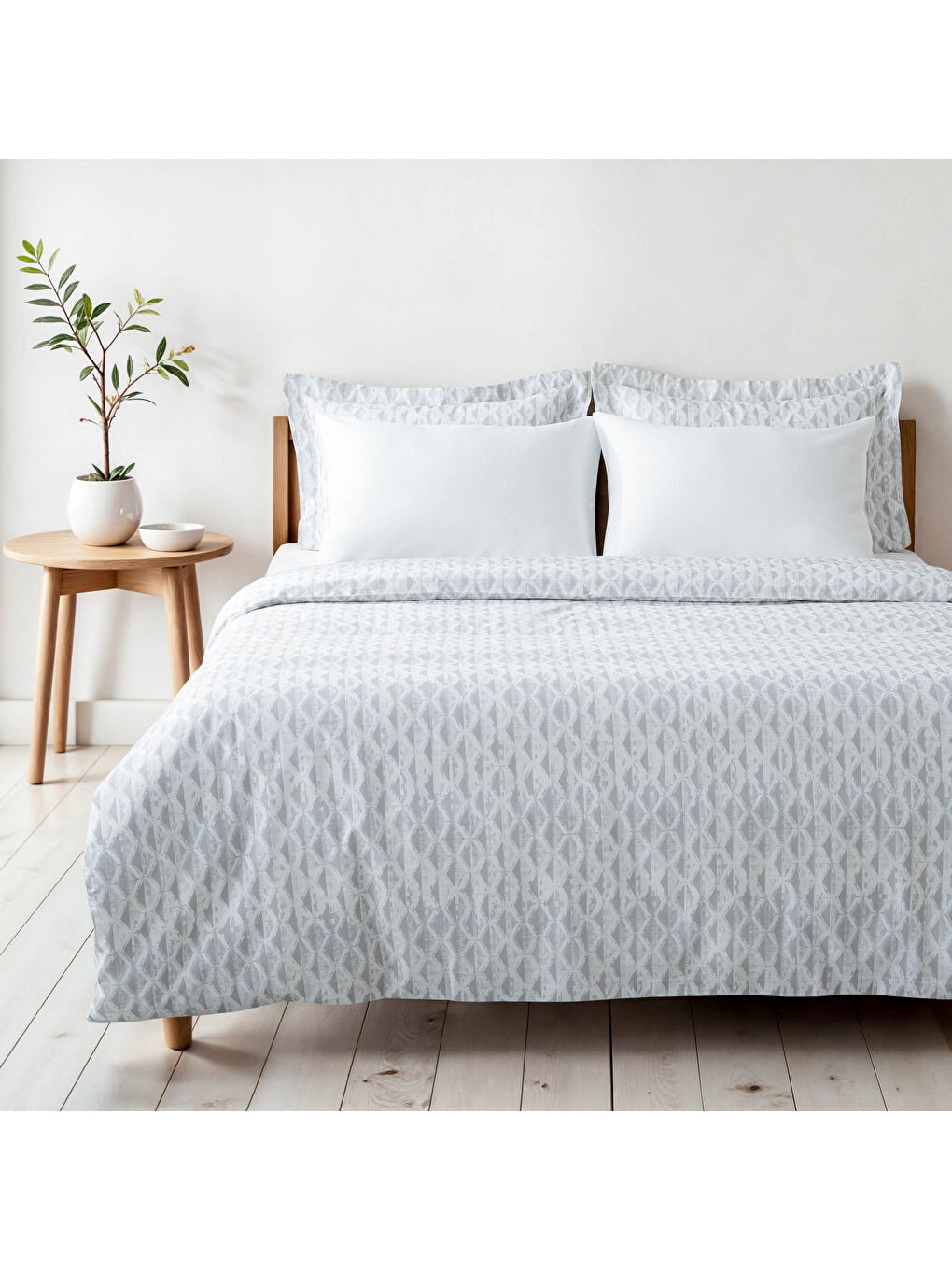 Tria Çift Kişilik Nevresim Takımı %100 Pamuk 210 TC 83 Tel Saten Digital Baskılı Gri 200x220 Cm