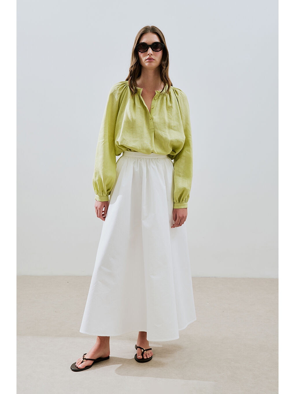 Yeşil İnce Keten Yakası Büzgülü Gömlek Lıme-1