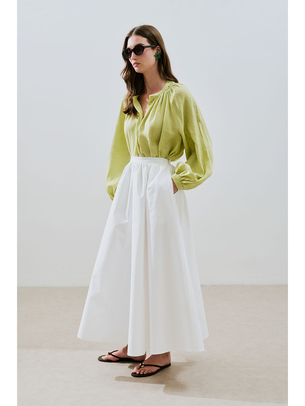 Yeşil İnce Keten Yakası Büzgülü Gömlek Lıme-5