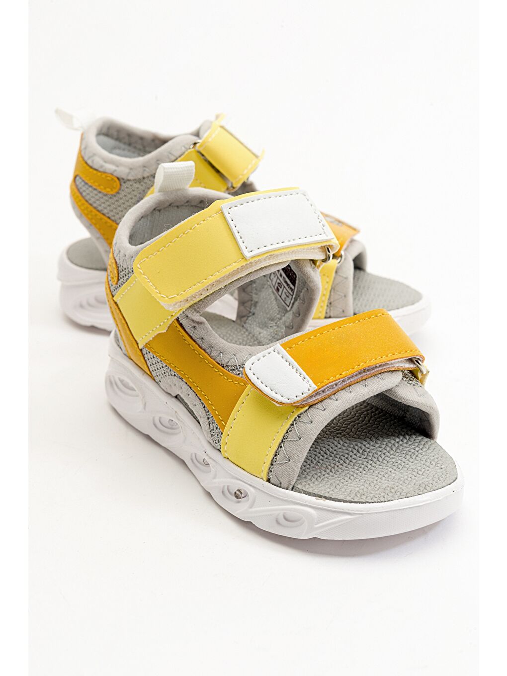Erkek Çocuk Sarı Işıklı Anatomik Hafif Spor Sandalet