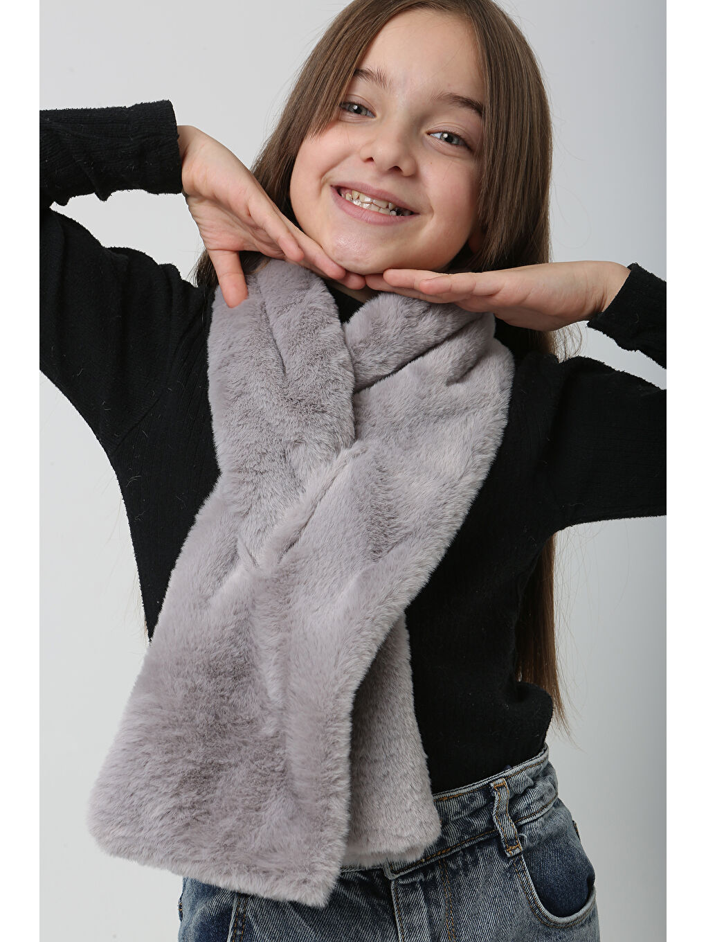 Gri Çocuk Pelüş Kaşkol Boyunluk Atkı RKB Ç 01 Füme-1