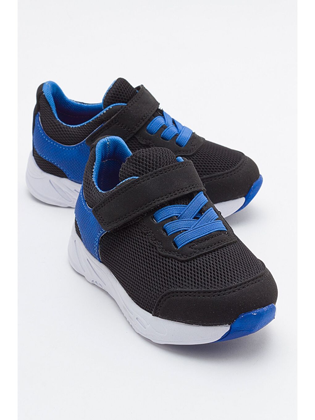 Erkek Çocuk Siyah Spor Ayakkabı