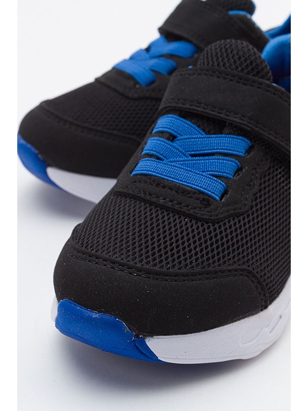 Erkek Çocuk Siyah Spor Ayakkabı-1