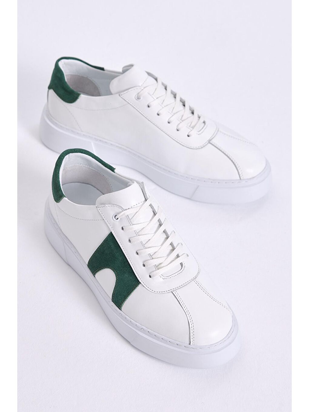Erkek Beyaz Yeşil Bağcıklı Hakiki Deri Spor Ayakkabı