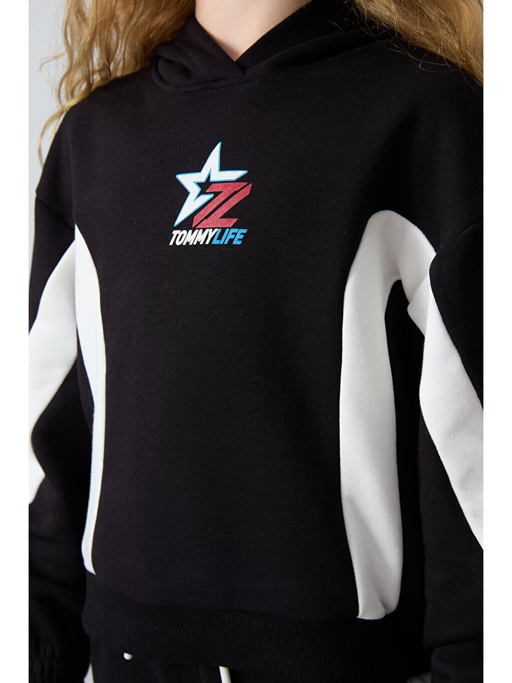 Siyah Pamuklu İçi Tüylü Yumuşak Dokulu Standart Fit Baskılı Kız Çocuk Eşofman Takım - 75166-4