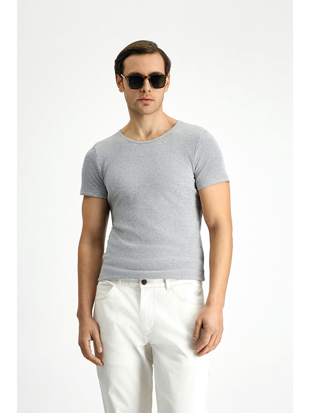 Gri Bisiklet Yaka Slim Fit Dar Kesim Pamuklu Fitilli Tişört-2