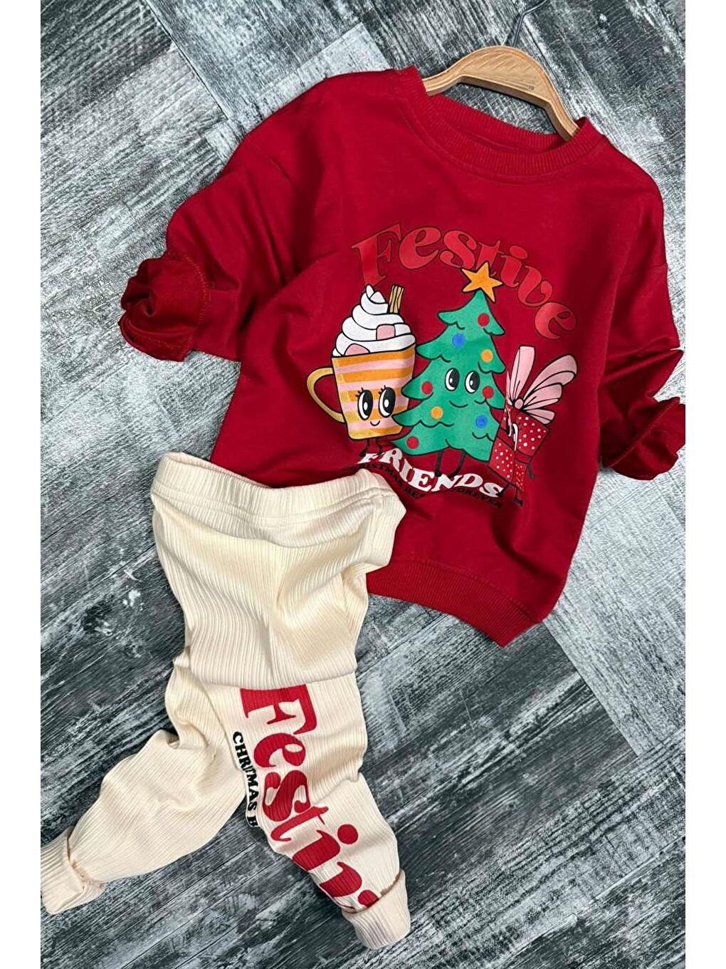 Kız Çocuk Friends Yazı Detaylı Kırmızı Taytlı Takım-2