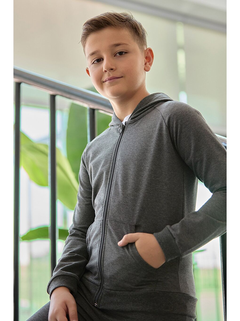 Antrasit Kapüşonlu Fermuarlı Unisex Çocuk Eşofman Takımı-3