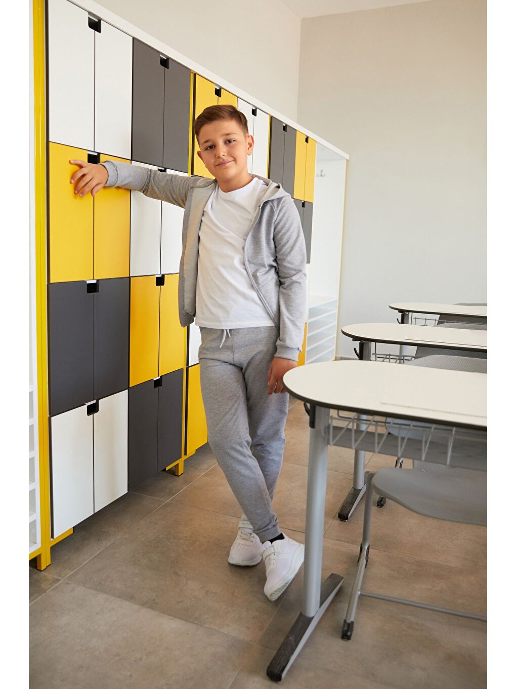 Gri Kapüşonlu Fermuarlı Unisex Çocuk Eşofman Takımı-1