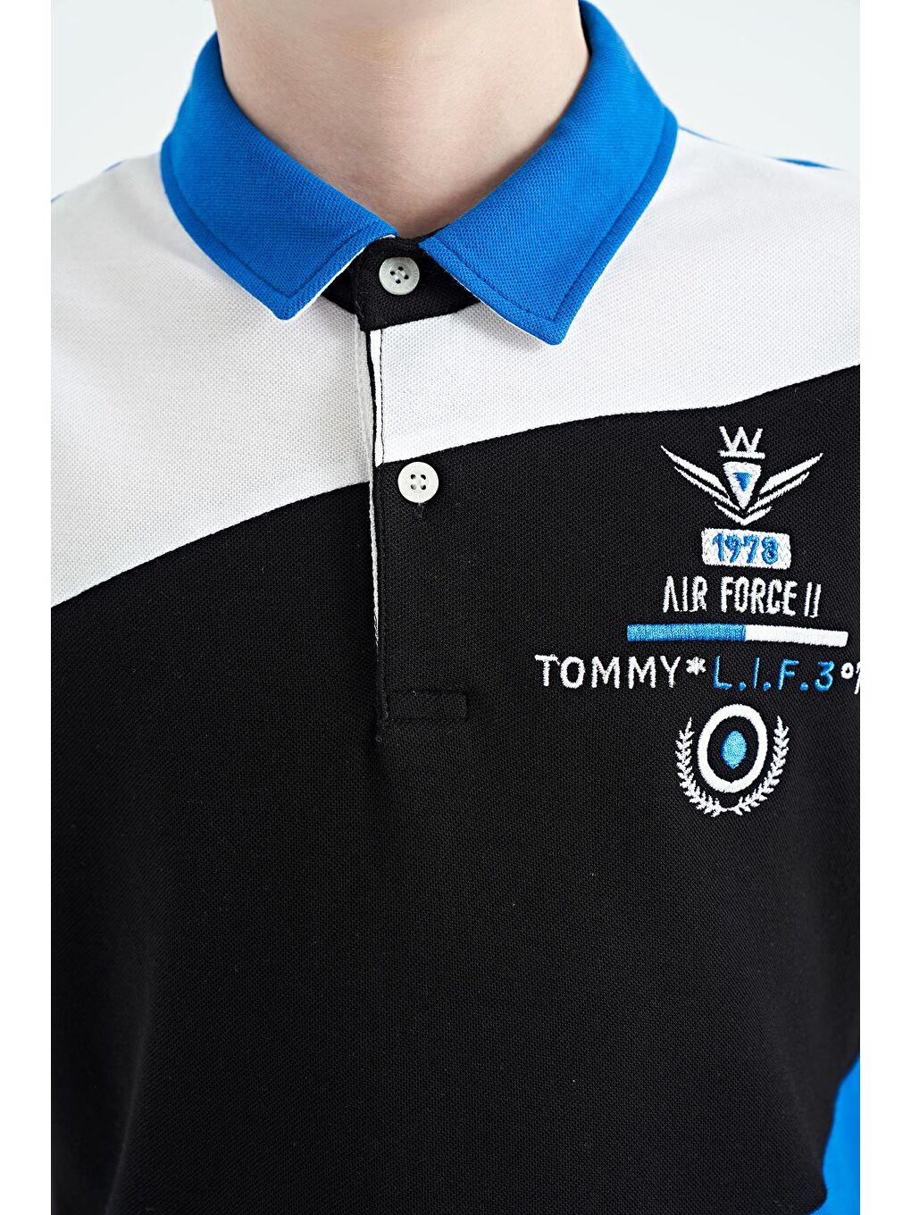 TOMMYLIFE Saks Renk Bloklu Nakış Detaylı Standart Kalıp Polo Yaka Erkek Çocuk T-Shirt - 11088 - 4