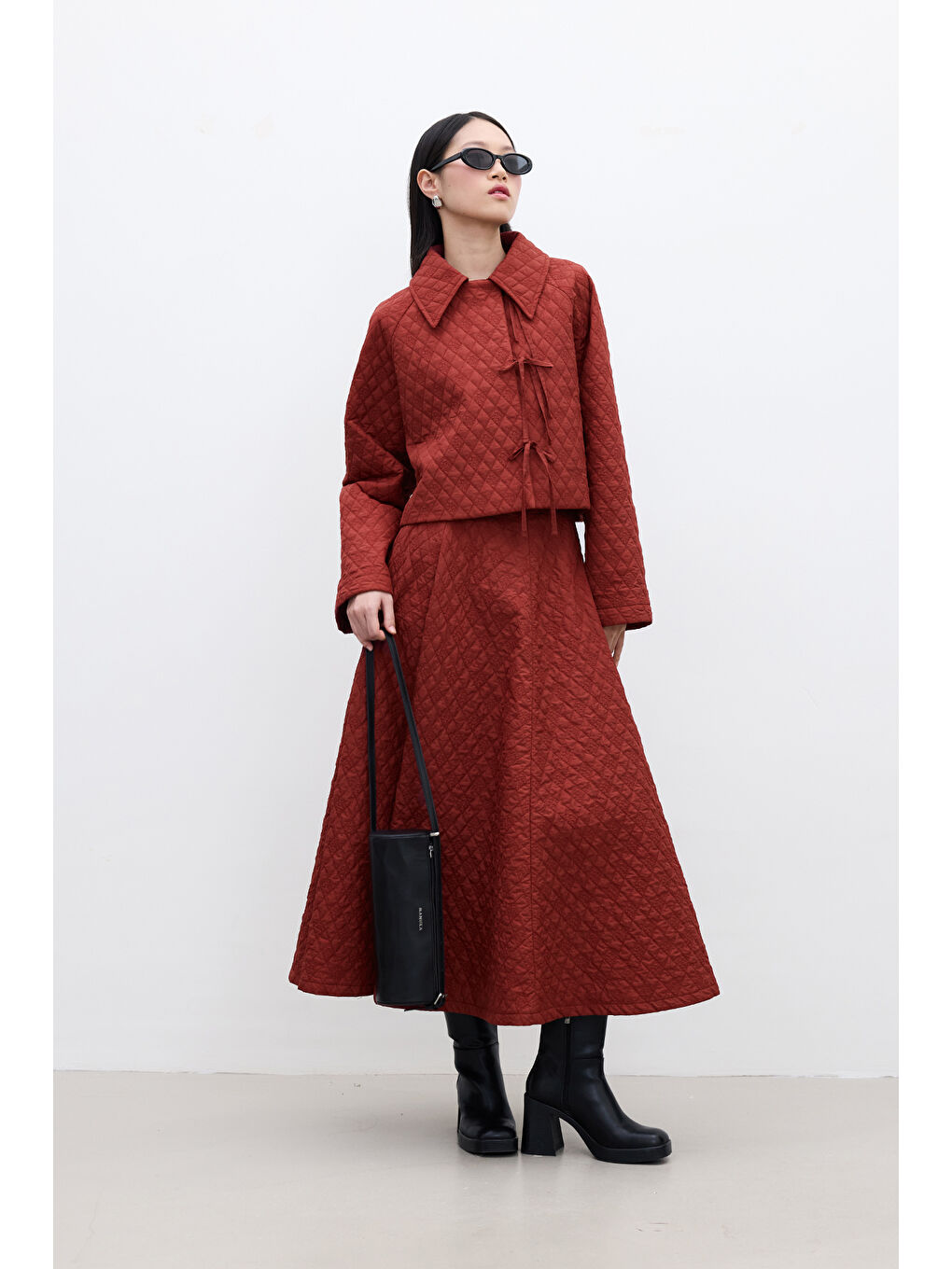 Kapitone Bağlamalı Kısa Ceket Bordo-3