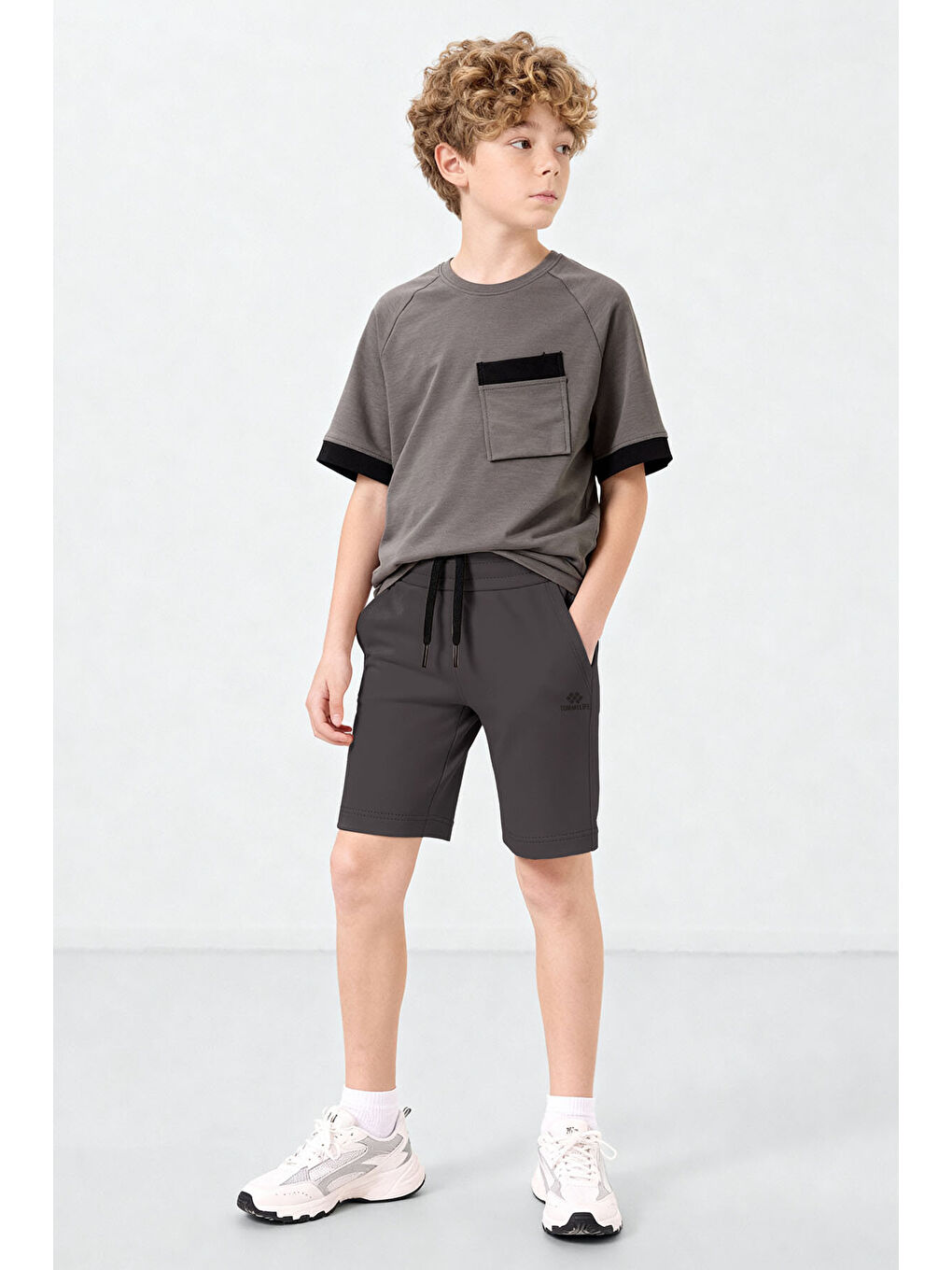 Antrasit Standart Fit Basic Performans Erkek Çocuk Şort - 11303-1