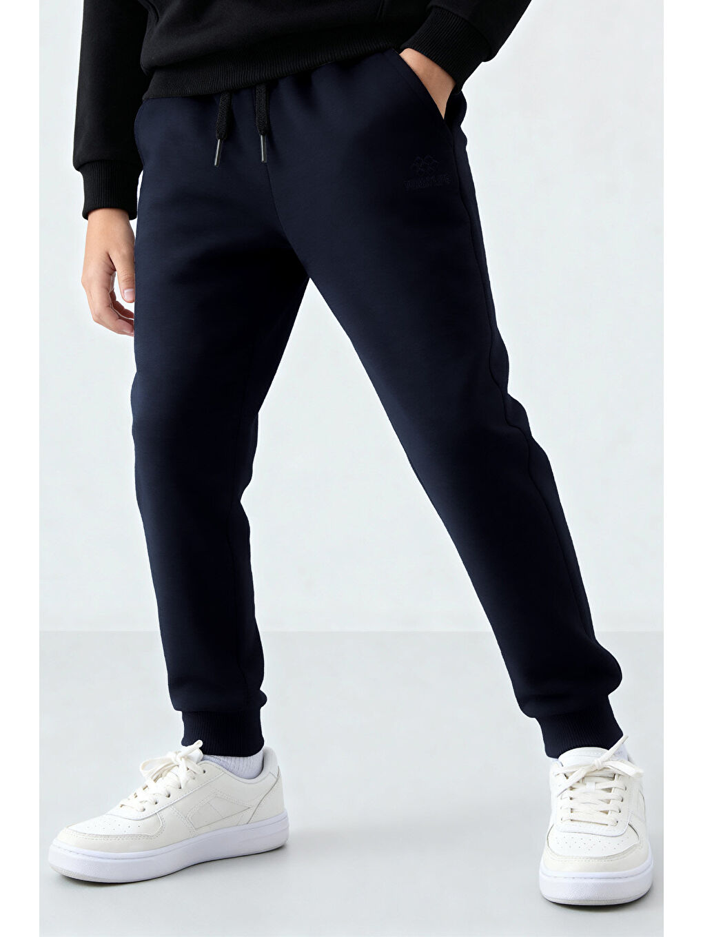 Lacivert Standart Fit Manşetli İnce Erkek Çocuk Eşofman Alt - 11205-1