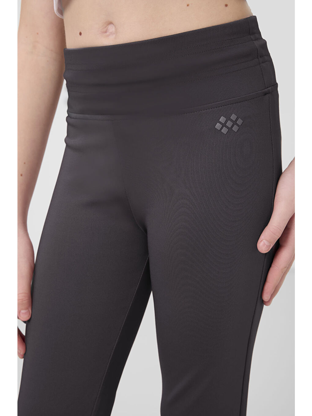 Antrasit Esnek Standart Fit Basic Performans İspanyol Paça Kız Çocuk Tayt - 75193-3