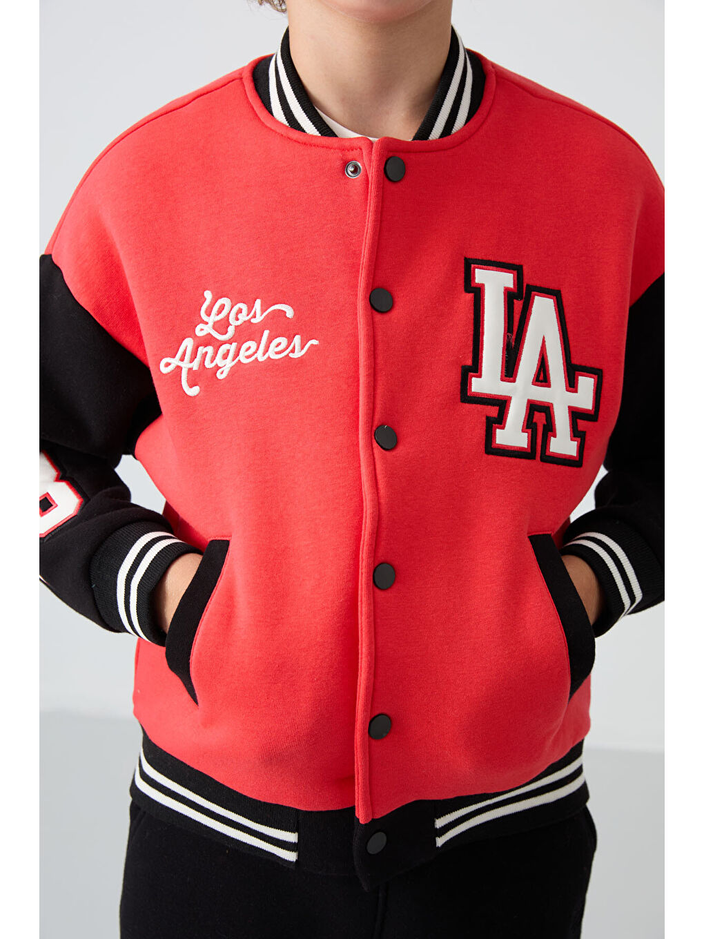 Kırmızı Fiesta Pamuklu Kalın İçi Tüylü Yumuşak Dokulu Standart Fit Nakışlı Erkek Çocuk Kolej Ceket - 11258-2