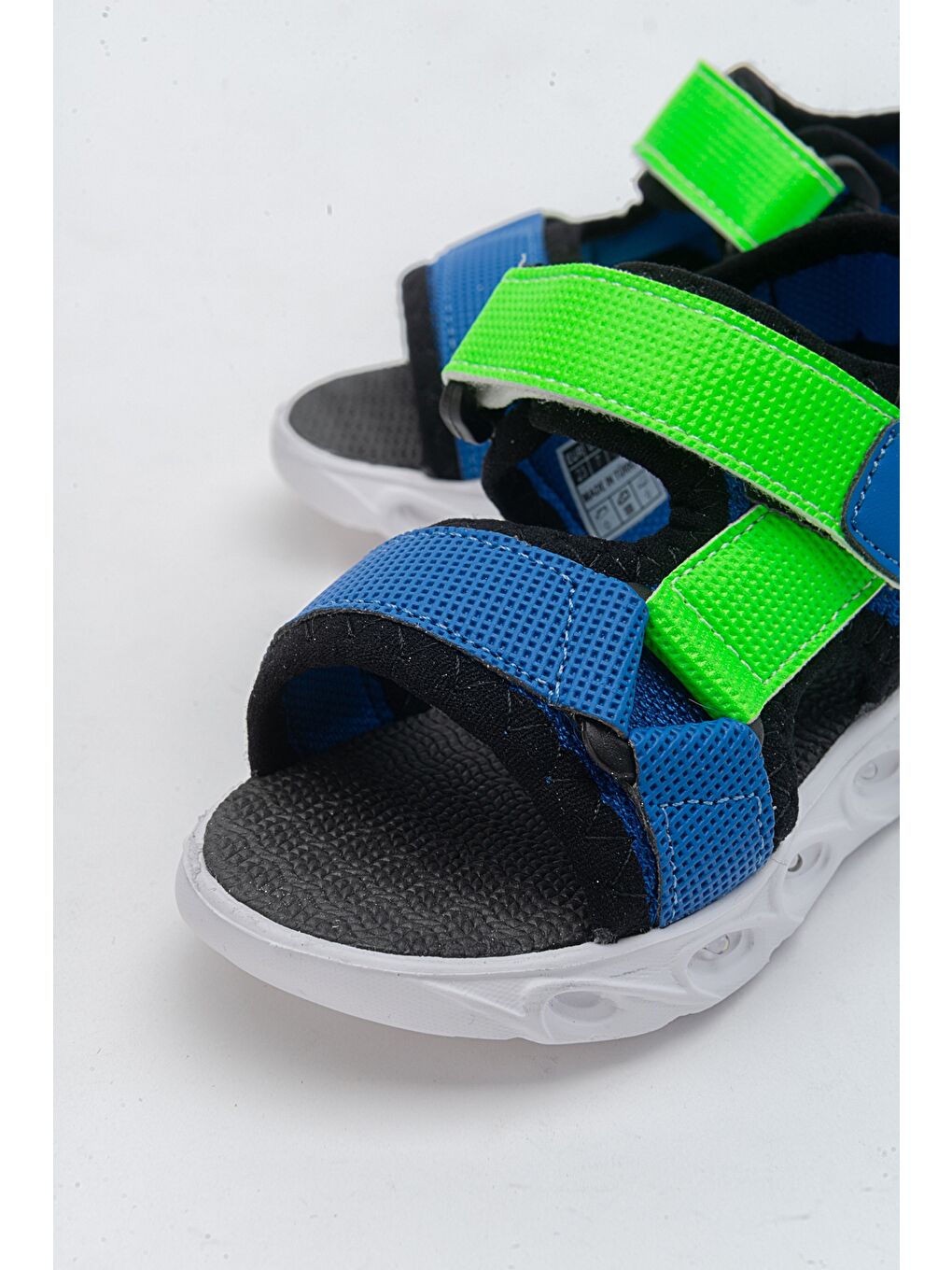 Mavi Erkek Çocuk Sax-Siyah Işıklı Anatomik Hafif Spor Sandalet-1
