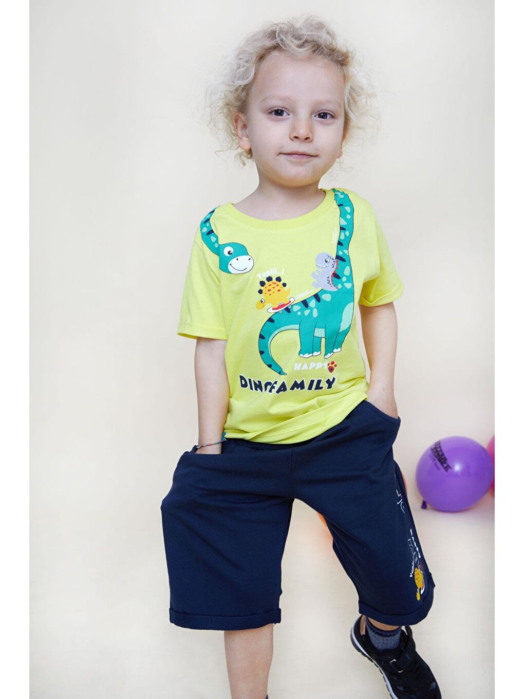 Erkek Çocuk Şortlu Takım Mutlu Dinozor Aile Baskılı Sarı (1-4 Yaş)