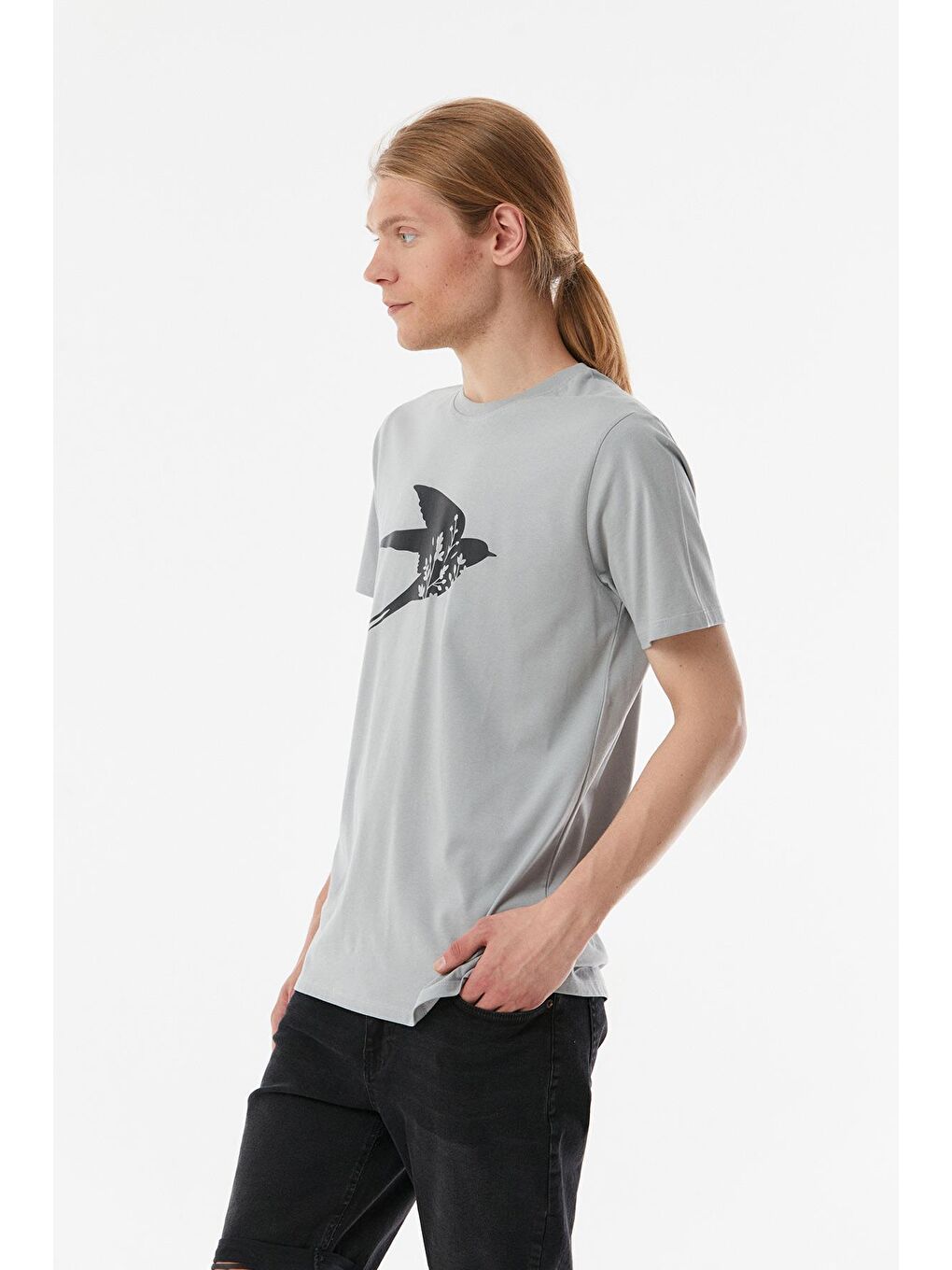 Gri Kuş Baskılı Bisiklet Yaka Tişört-3