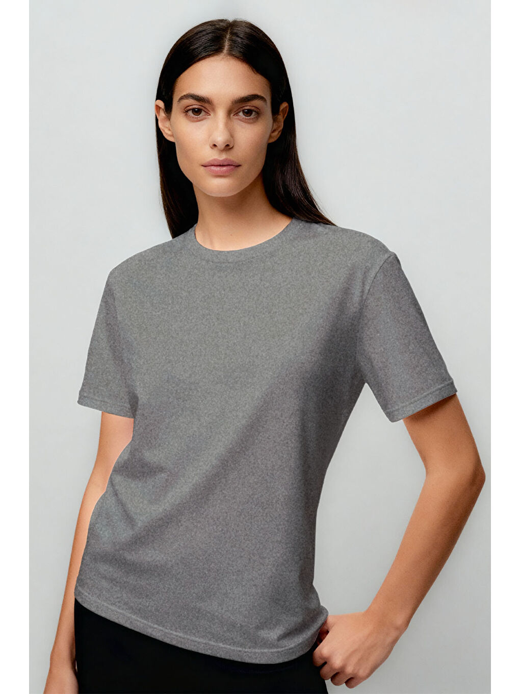 Gri Melanj O Yaka Standart Fit Basic Kadın T-Shirt - 97311-1