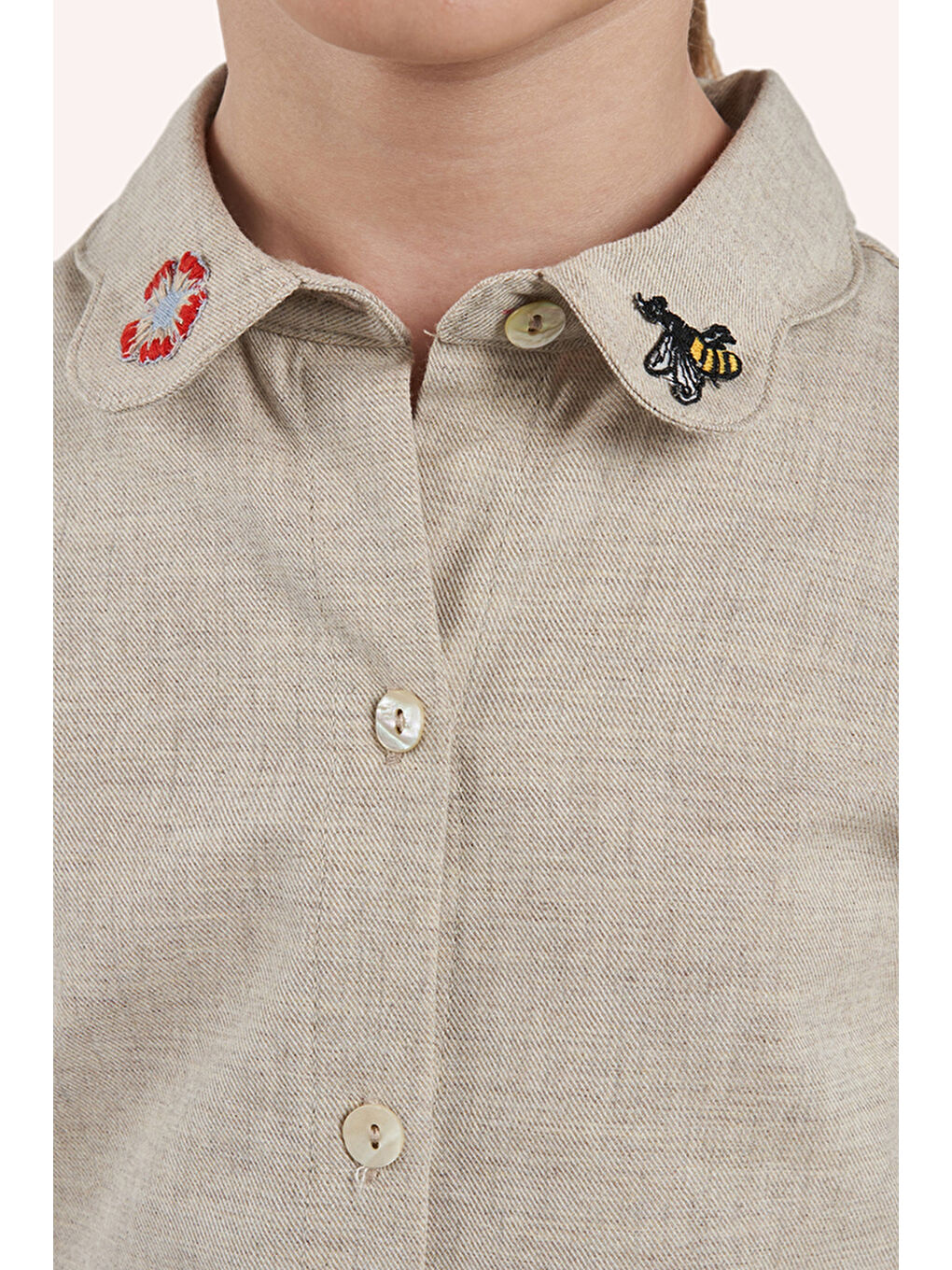 Kız Çocuk Yakası Nakış Detaylı Bej Gömlek-2