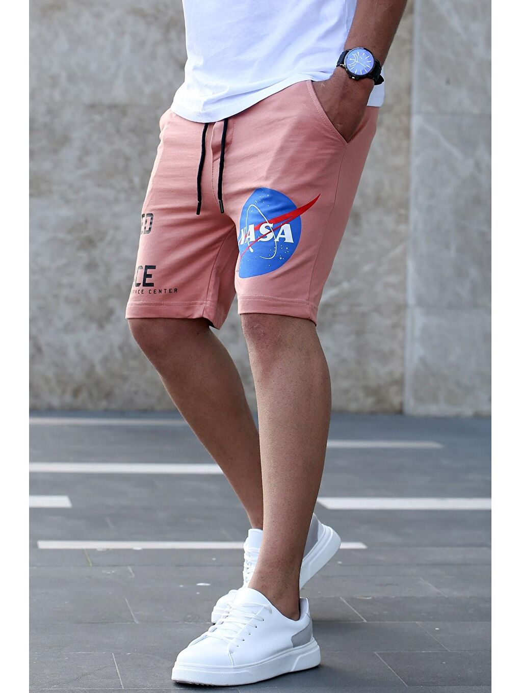 Pembe Nasa Baskılı Pudra Erkek Şort 4248