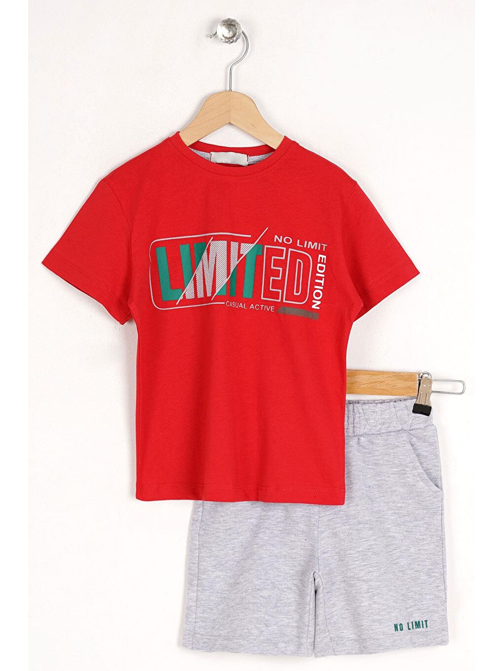 Kırmızı Bisiklet Yaka Lımıted Baskılı Erkek Çocuk Şortlu Takım-4