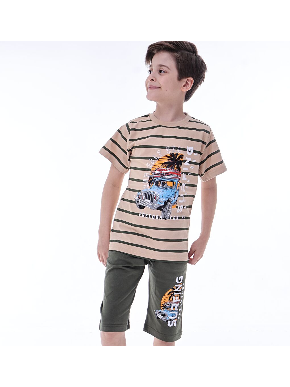 Yeşil Erkek Çocuk %100 Doğal Pamuk Kısa Kollu  Kaprili Pijama Takımı-3