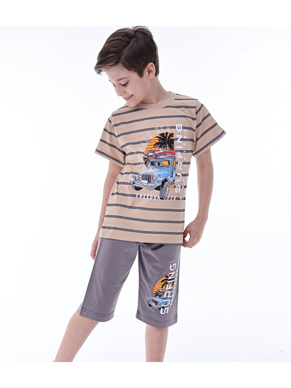 Gri Erkek Çocuk %100 Doğal Pamuk Kısa Kollu  Kaprili Pijama Takımı-1