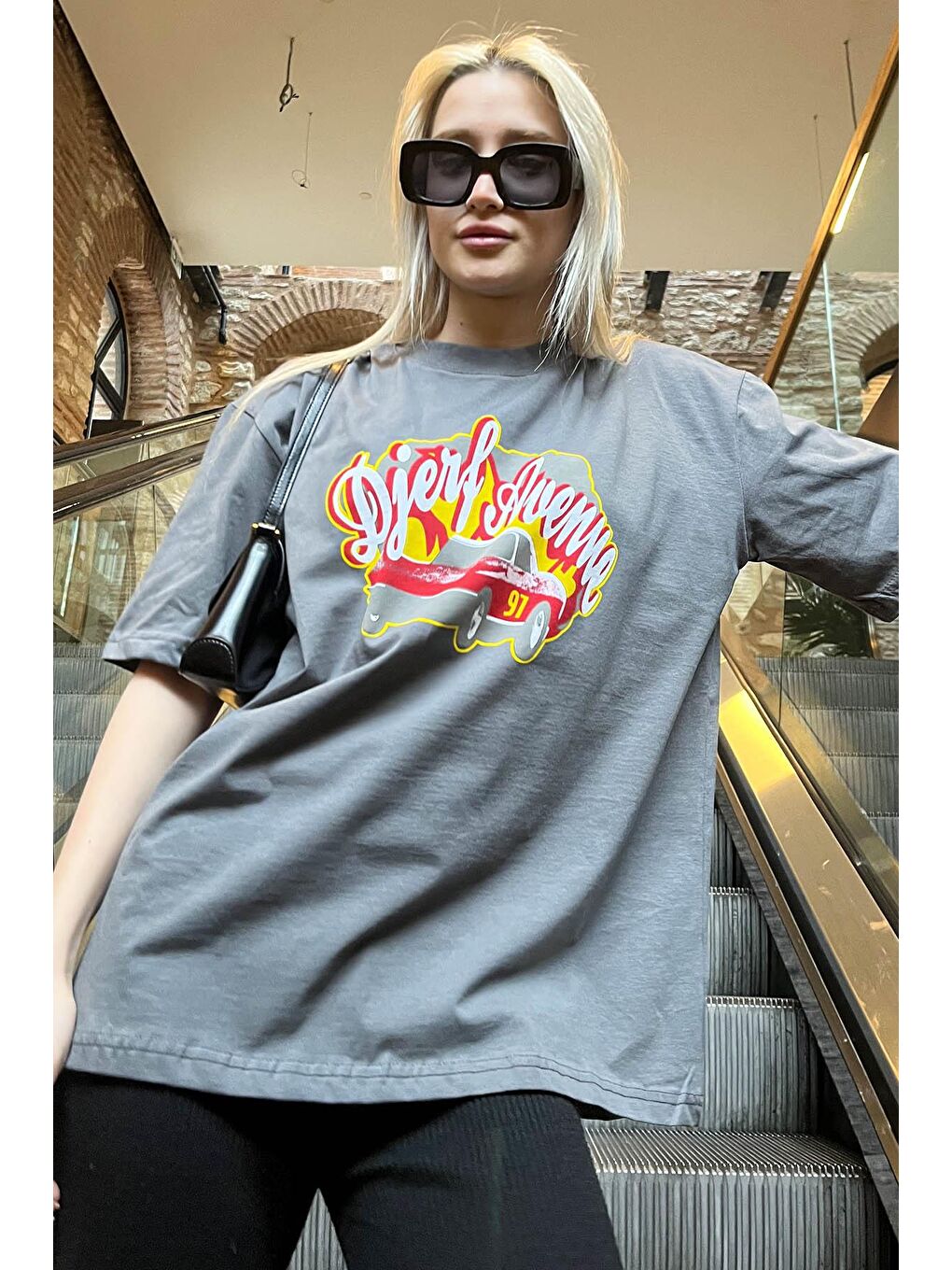 Gri Füme Baskılı Oversize Kadın Tişört Mg1836-2