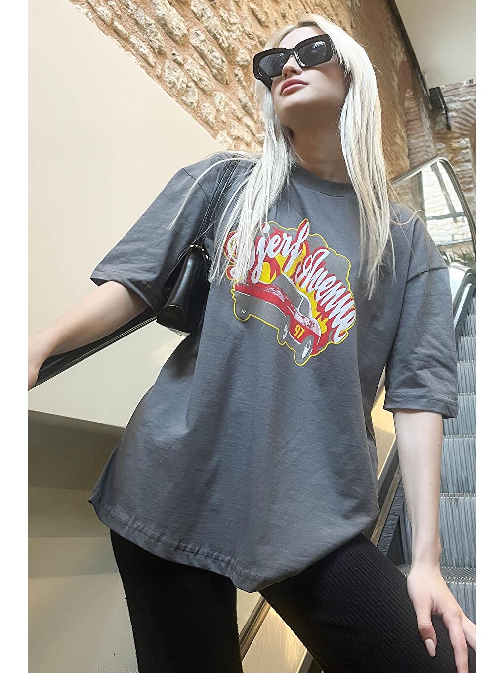 Gri Füme Baskılı Oversize Kadın Tişört Mg1836-4