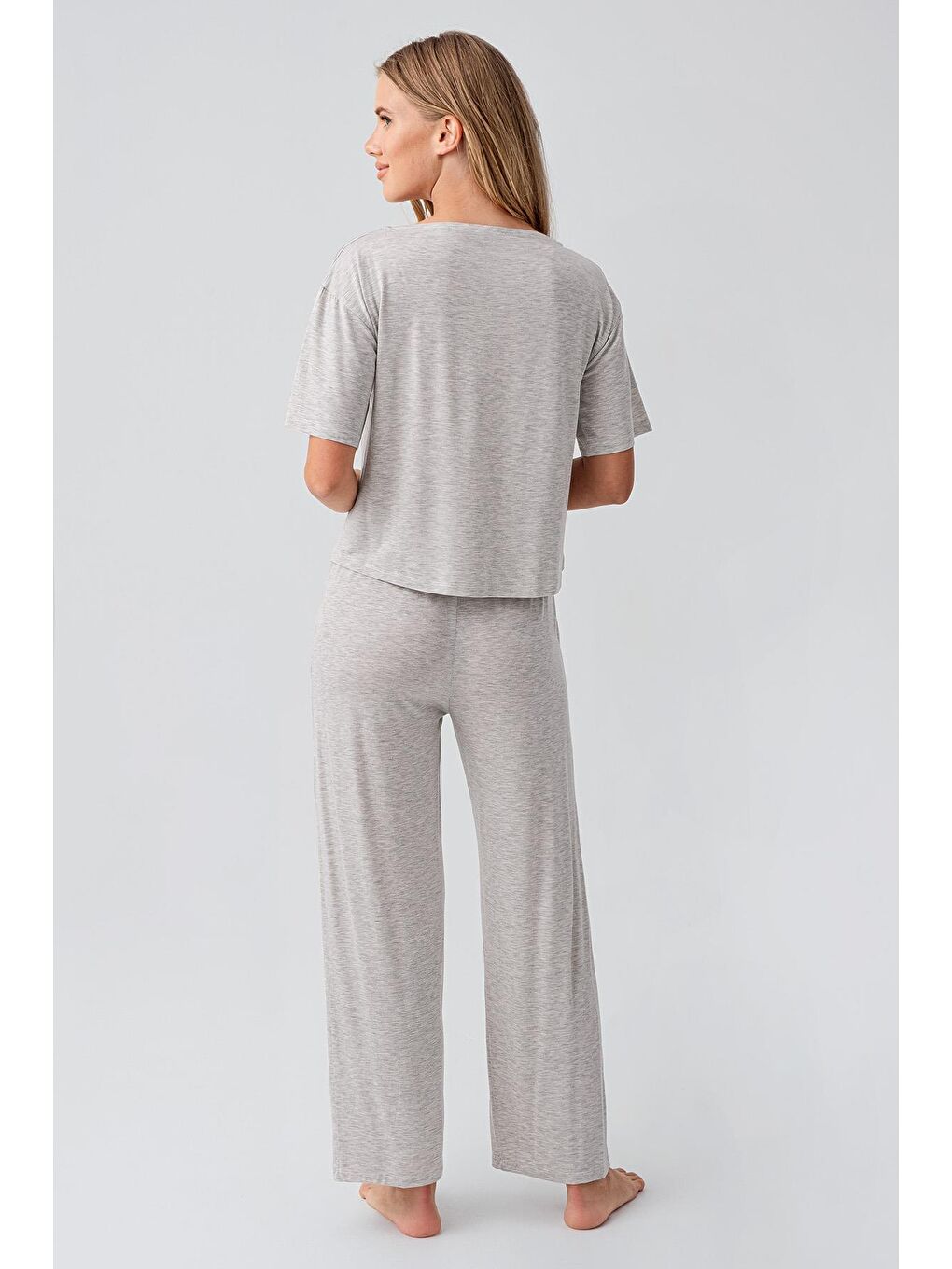 Gri Kısa Kollu Esnek Viskoz Pijama Takım 18215-1