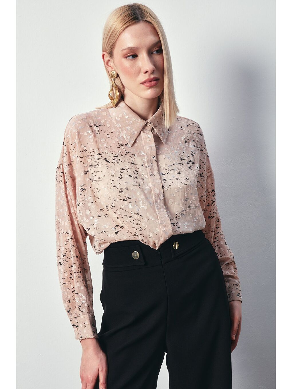 Pembe Varaklı Geniş Gömlek - Pudra-Gümüş-1