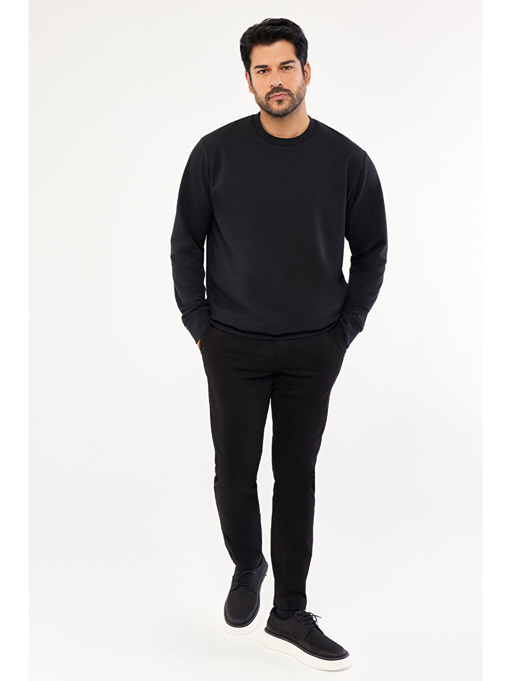 Erkek Siyah Standart Fit Normal Kesim 2 İplik Recycle Pamuklu Bisiklet Yaka Sweatshirt-2