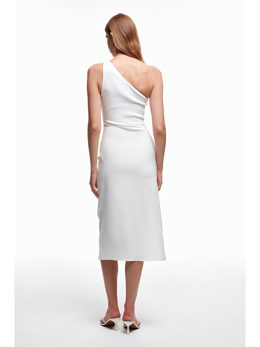 Büzgü Detaylı Tek Omuz Midi Elbise Beyaz-4
