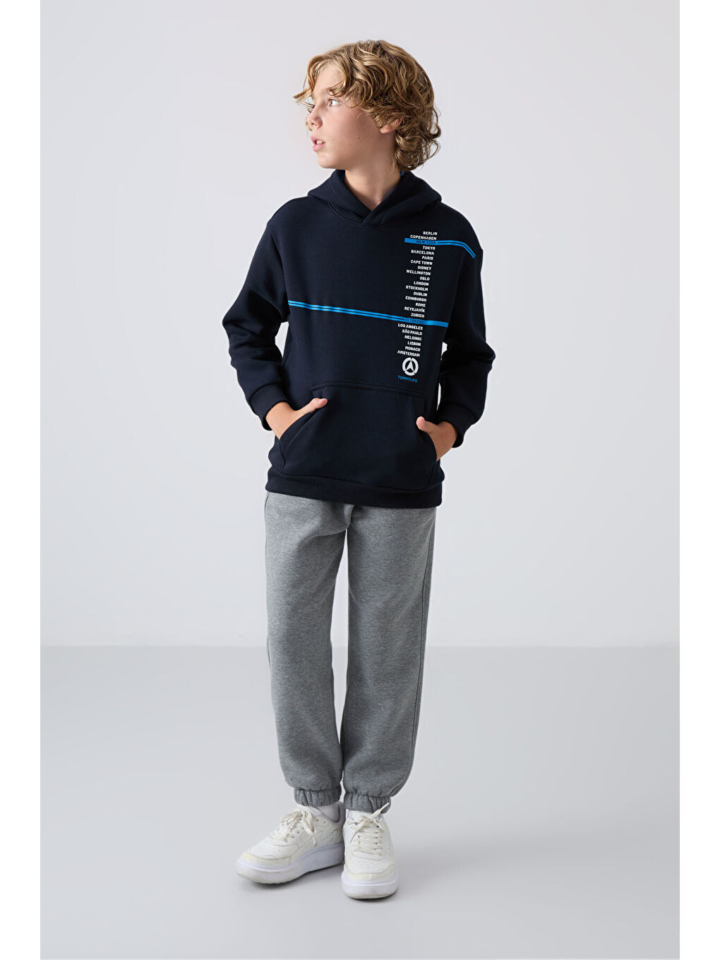 Lacivert Pamuklu Kalın İçi Tüylü Yumuşak Dokulu Standart Fit Baskılı Erkek Çocuk Sweatshirt - 11239-2