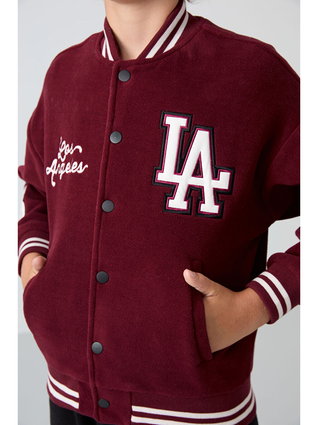 Mor Erguvan Kalın Yumuşak Dokulu Standart Fit Nakışlı Polar Erkek Çocuk Kolej Ceket - 11227-6