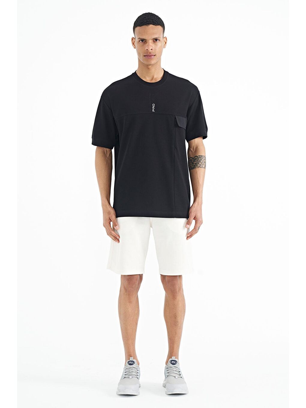 Siyah Gizli Cep Detaylı Baskılı Oversize Erkek Tişört - 88244-1